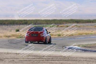 media/Oct-04-2025-OnGrid (Sat) [[44bd565ffa]]/Green Group/Grapevine/